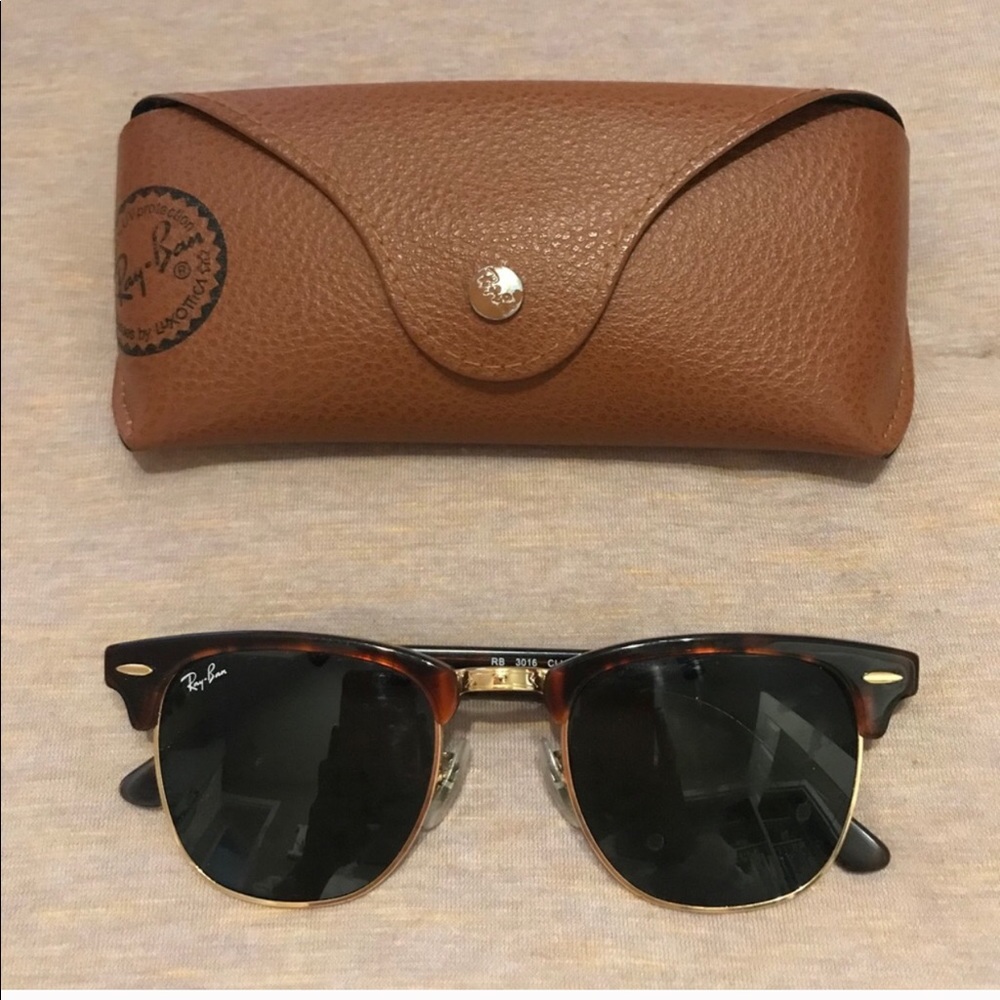 Ray-Ban clubmaster classic tortoise